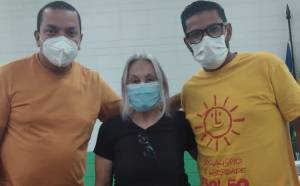 Da direita para a esquerda: Edmilson Rodrigues, vereador PSOL/Guarulhos, Inês Paz e Maxuel , presidente do PSOL/Guarulhos.