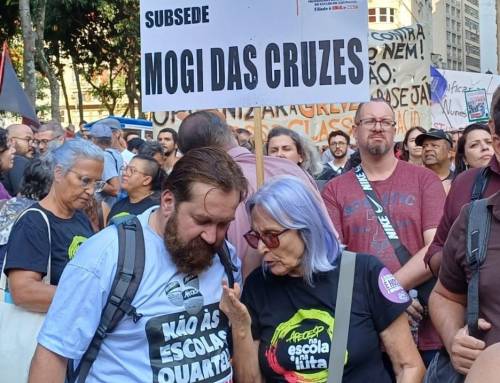 NAS RUAS, EM DEFESA DA EDUCAÇÃO